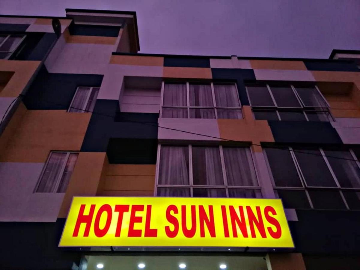 Sun Inns Hotel Meru Raya Chemor Esterno foto